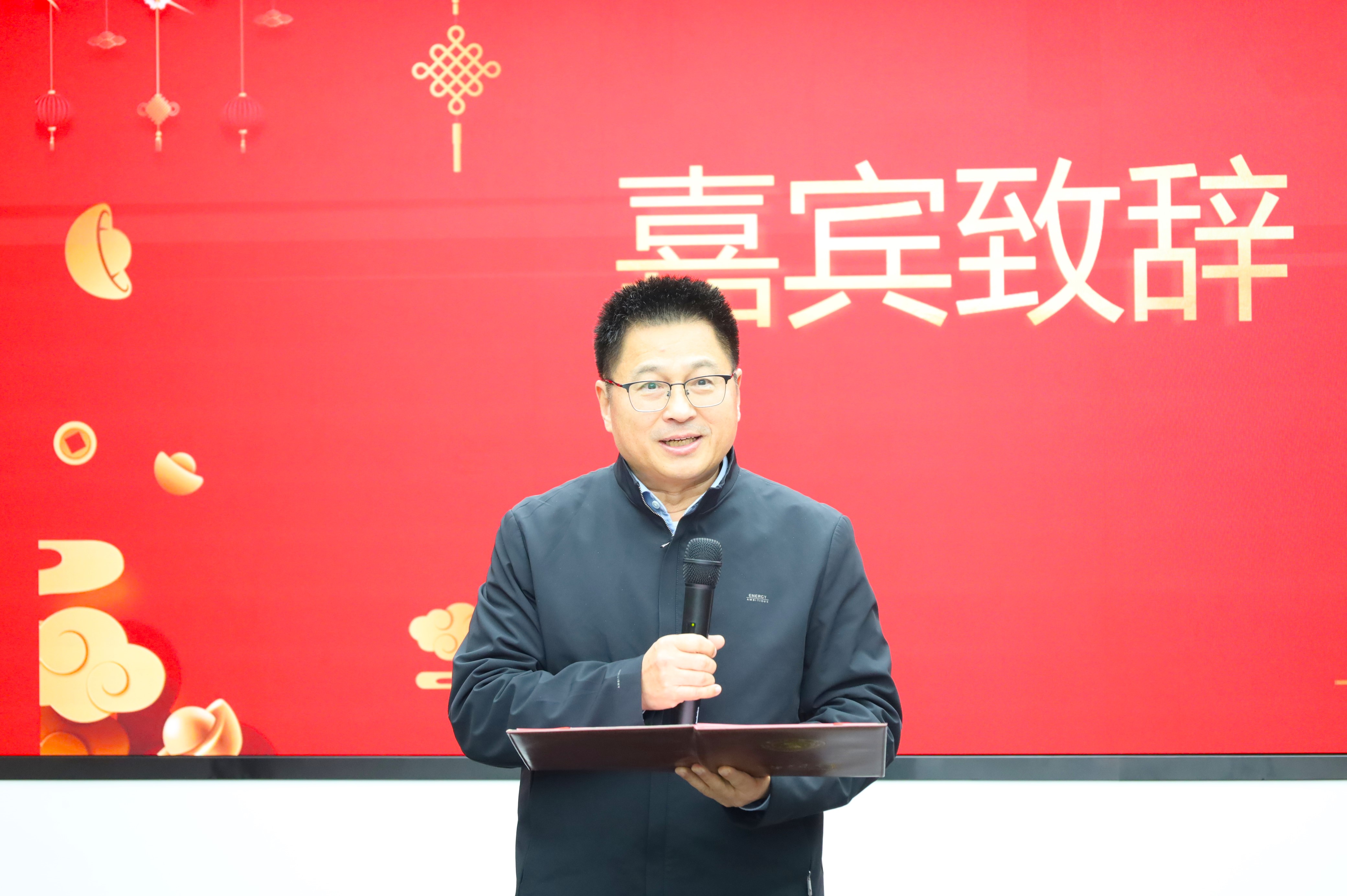 1737194001-3 张校长.JPG